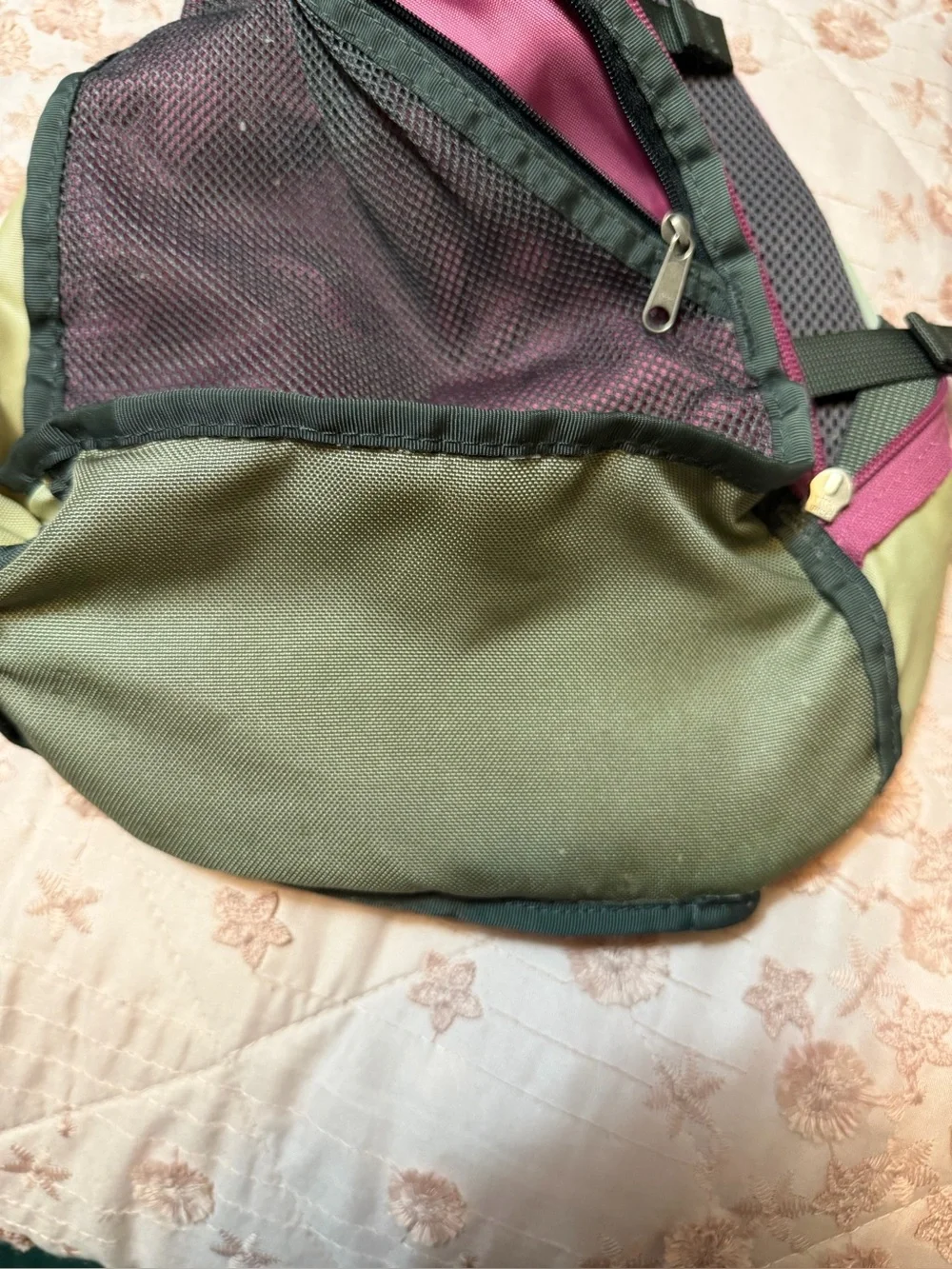 Patagonia Vintage 2013 Atom Sling Bag 8L - Sage Green / Pink (SP13)